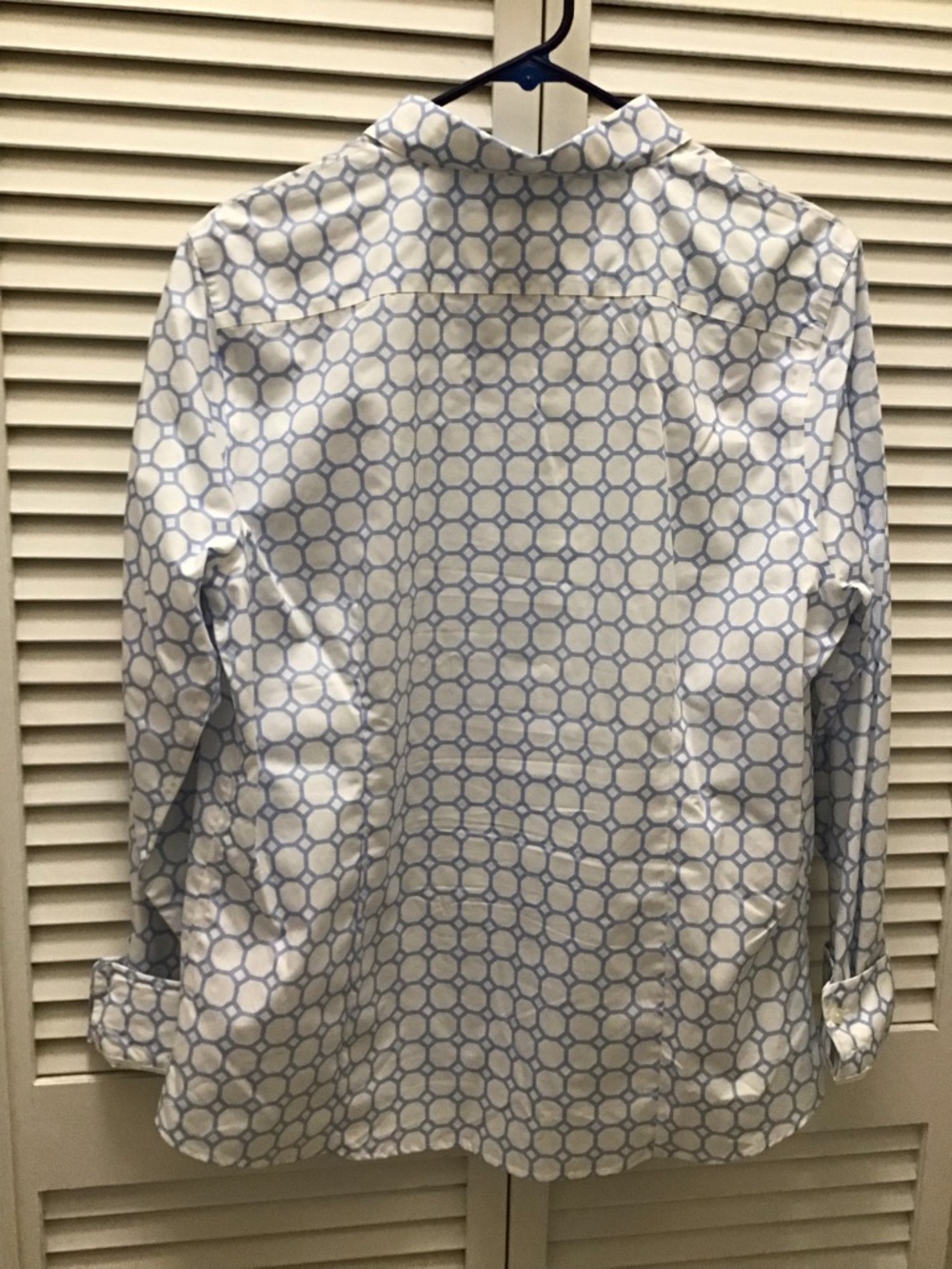 Lands' End Women's White Button-Down Shirt with Light Blue Geometric Pattern - Picture 3 of 5